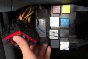 wymiana przelacznikow urzadzen czujnikow przekaznikow Wroclaw Polska